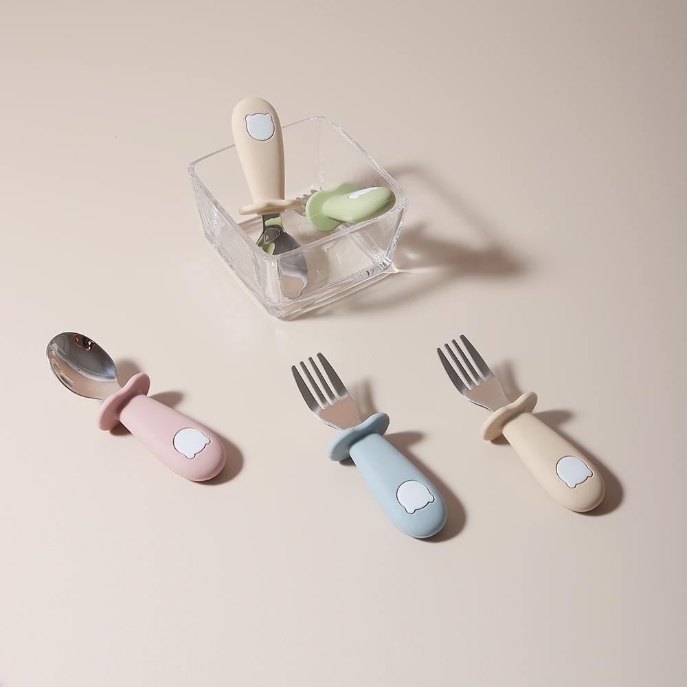Colher e Garfo de Silicone em  - Baby Food Feeder avaliação e preço